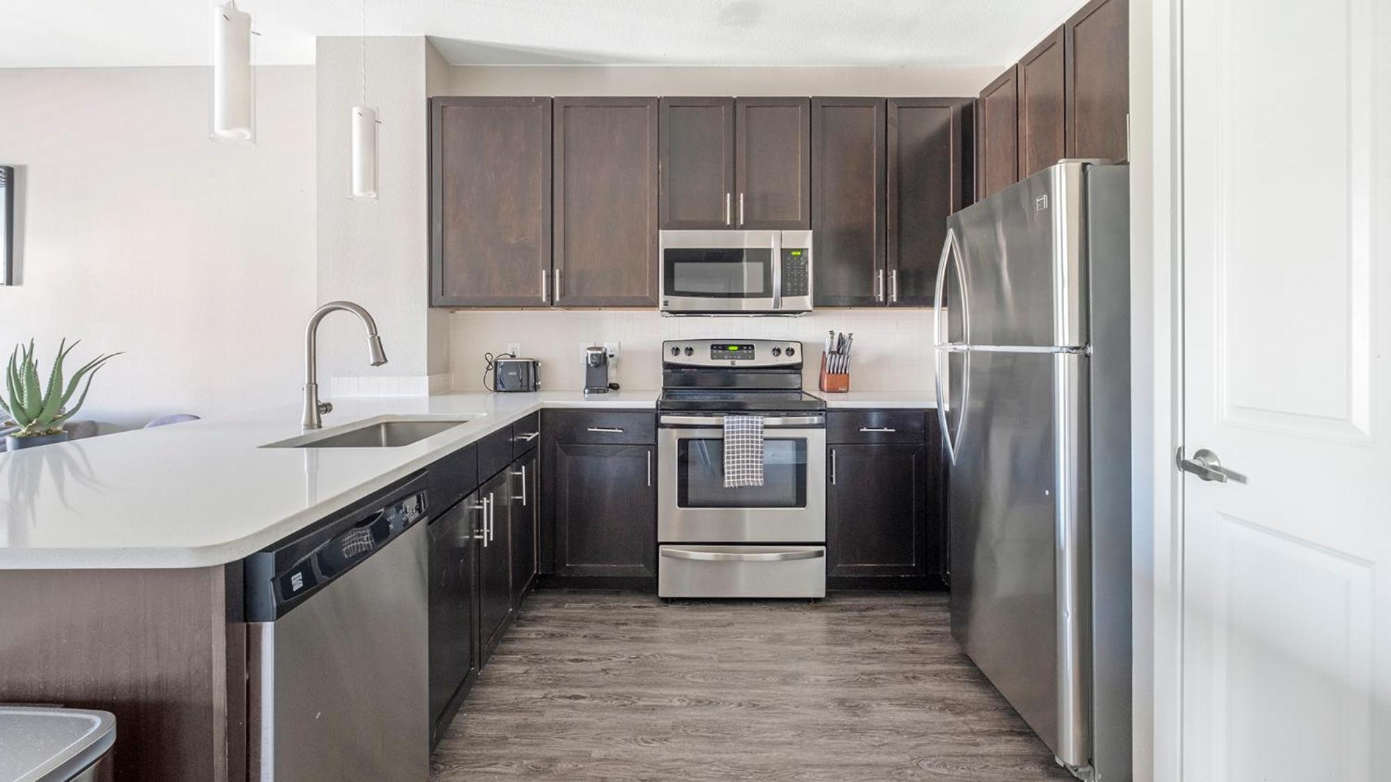 Falcon At Grand Harbor Condos By Barsala Katy Kamer foto